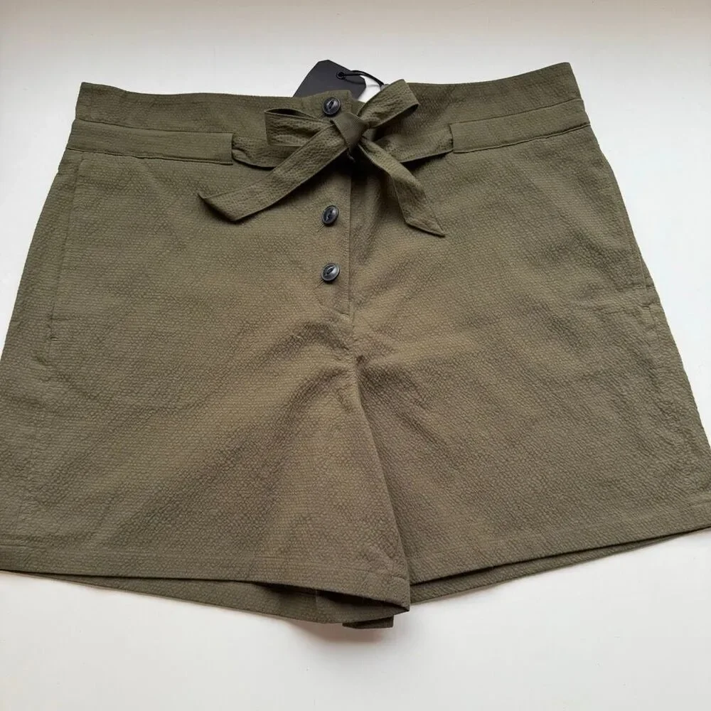 NWT Rag & Bone Camille Paper bag waist seersucker shorts in olive Size 10
